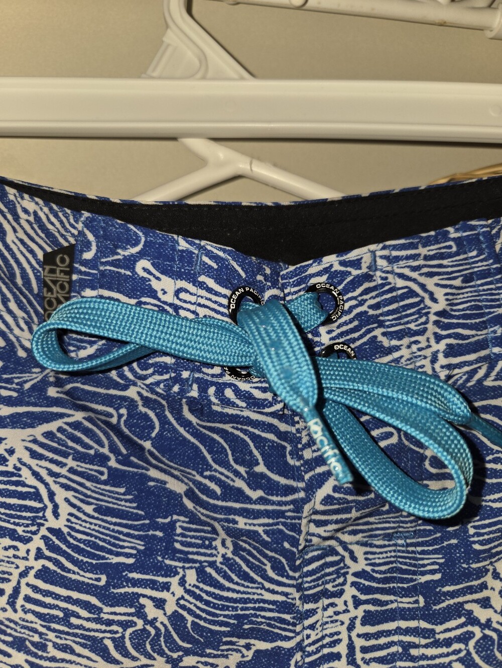 Blue Gradient Wave-Print Swim Trunks - Picture 5 of 5